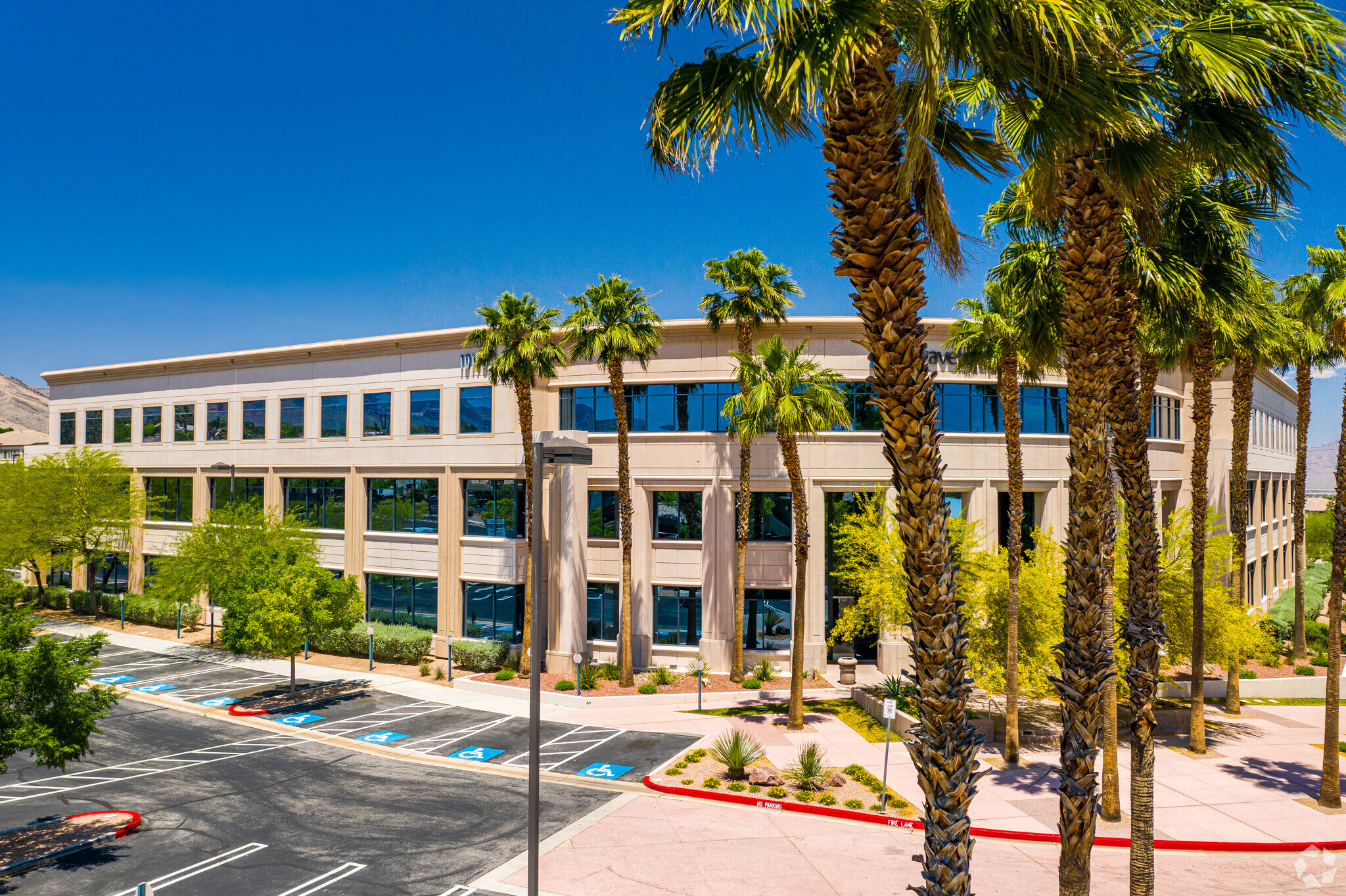 10190 Covington Cross Dr, Las Vegas, NV for sale Primary Photo- Image 1 of 1