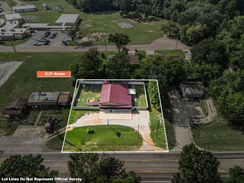 819 N Main St, Gladewater, TX for sale - Building Photo - Image 2 of 42