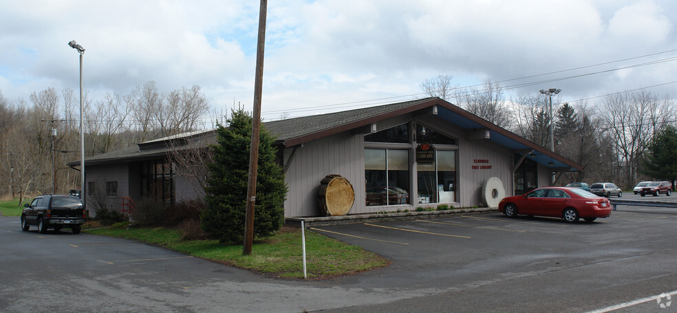 243 E Main St, Elbridge, NY for lease - Primary Photo - Image 3 of 5