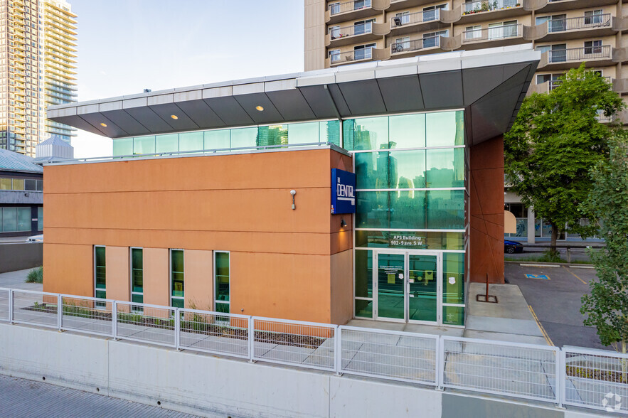 902 9th Ave SW, Calgary, AB for lease - Building Photo - Image 3 of 6