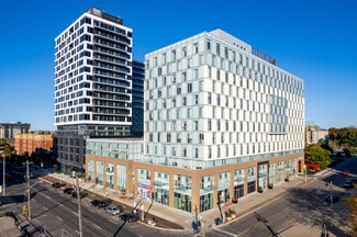 More details for 100 Bond St E, Oshawa, ON - Retail for Lease