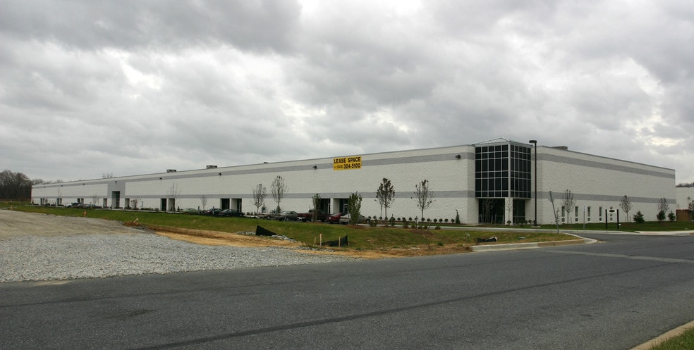 231 Executive Dr, Newark, DE for lease - Building Photo - Image 2 of 6