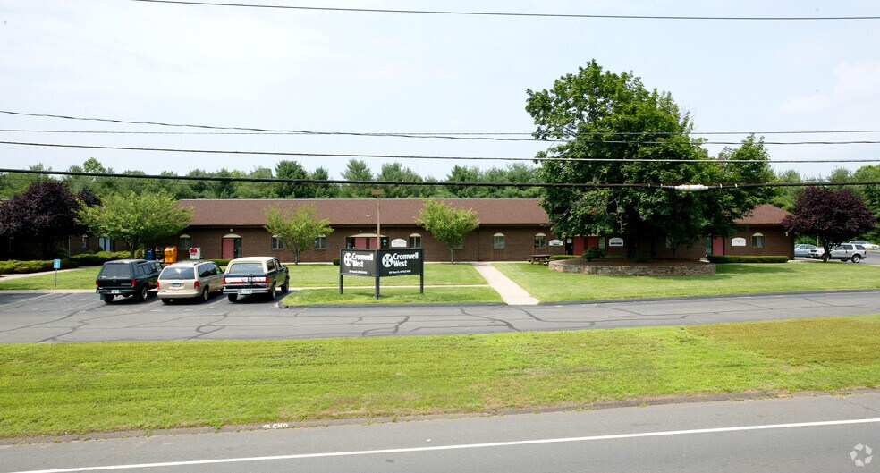 160 West St, Cromwell, CT 06416 Cromwell West