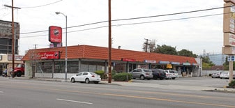 La Paz Plaza - Retail Space