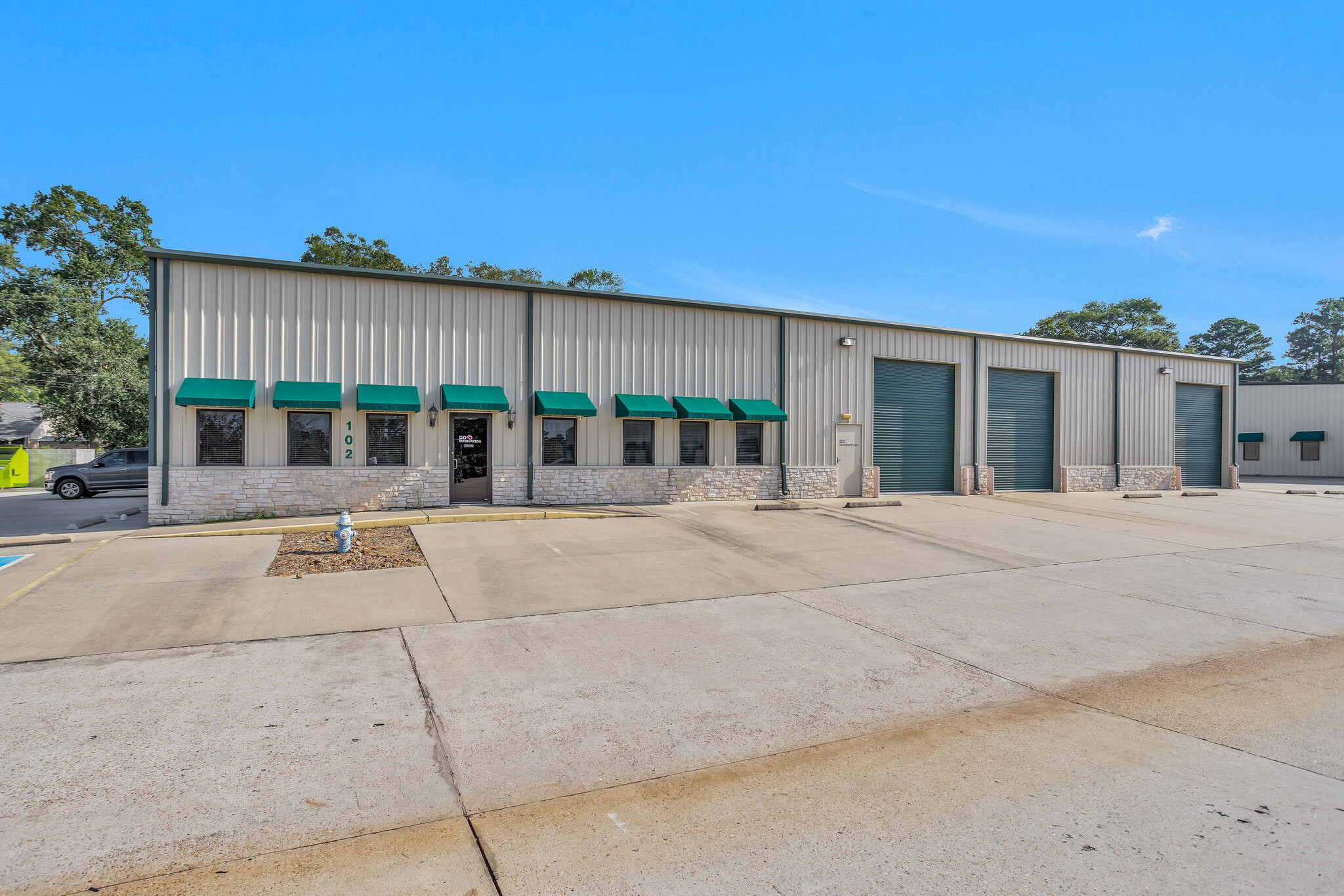 2418 N Frazier, Conroe, TX for lease Building Photo- Image 1 of 31