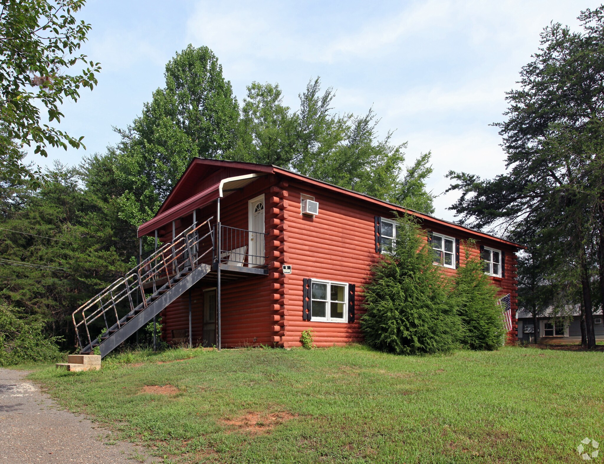127 Windsong Rd, Mocksville, NC for sale Primary Photo- Image 1 of 1