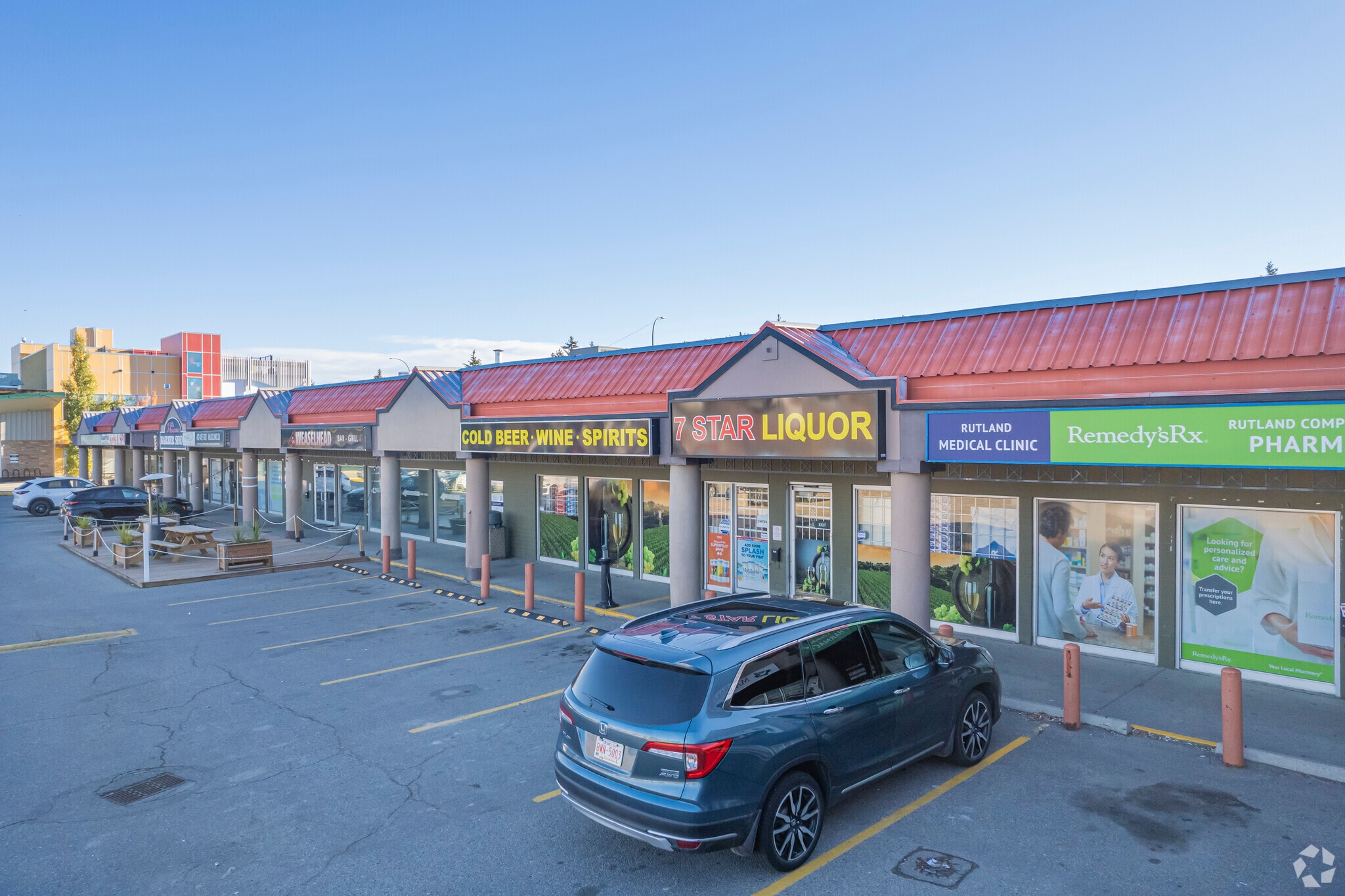 4604 R 37th St SW, Calgary, AB for sale Primary Photo- Image 1 of 1