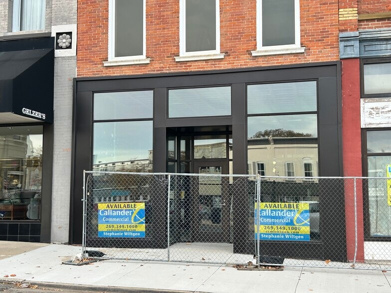 104 N Howell St, Hillsdale, MI for lease - Building Photo - Image 2 of 4