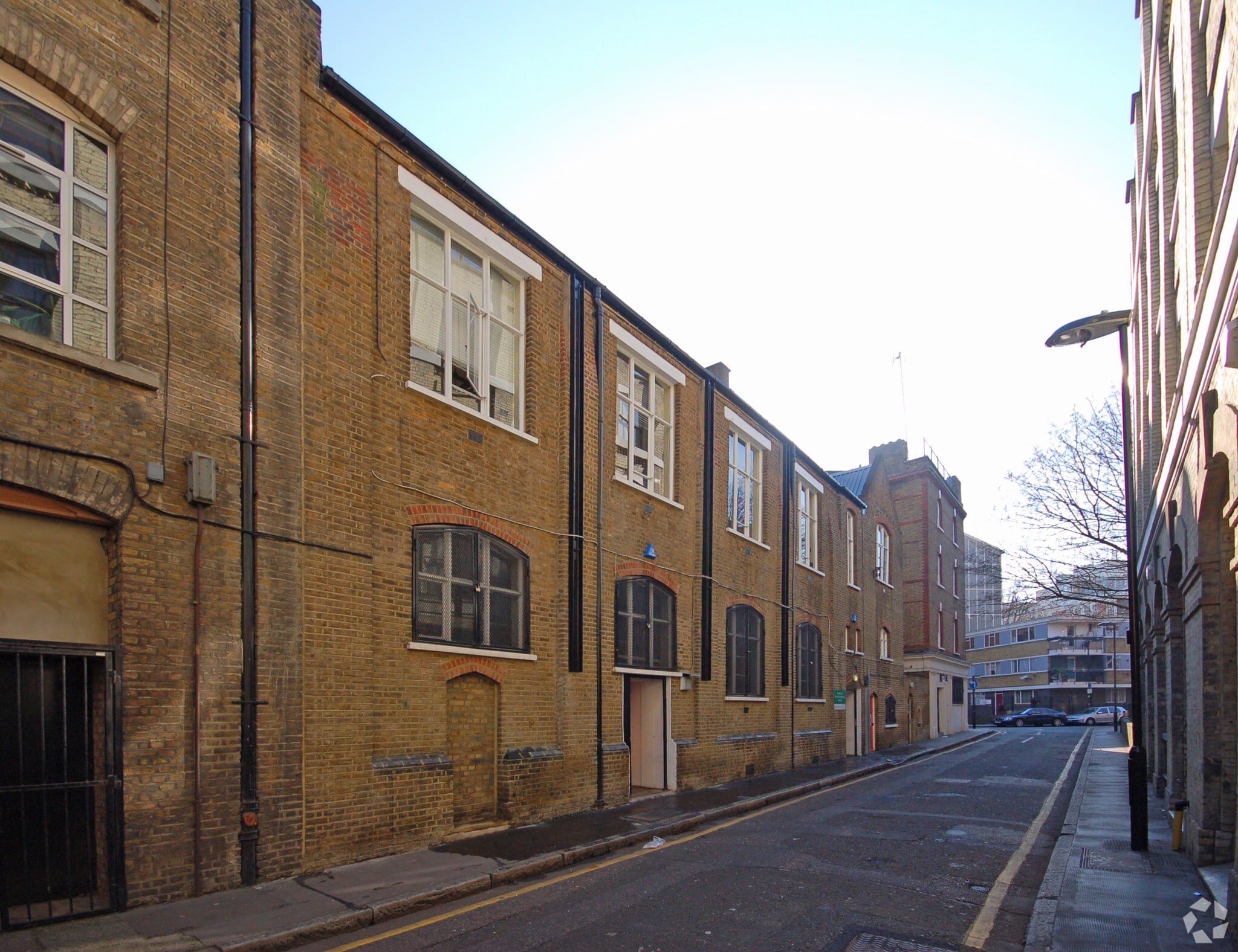 27-28 Dingley Pl, London for sale Primary Photo- Image 1 of 1