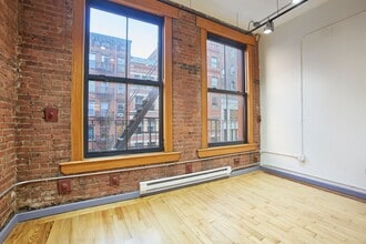 179 Franklin St, New York, NY for lease Interior Photo- Image 2 of 13