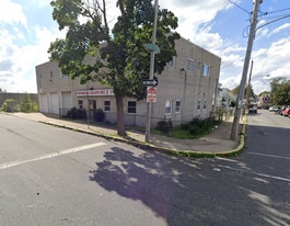 100-102 W Gale St + 101 W Clarkson +5500 - Parking Garage