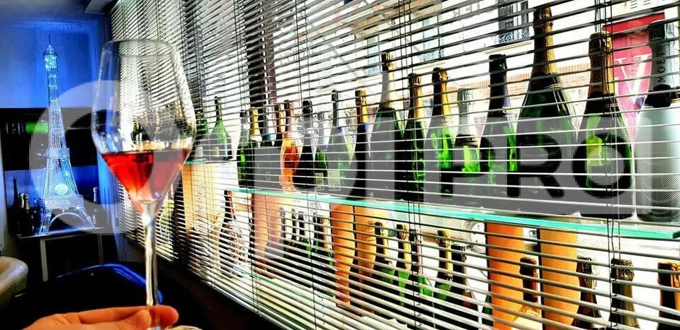 Retail in Épernay for lease - Interior Photo - Image 1 of 1