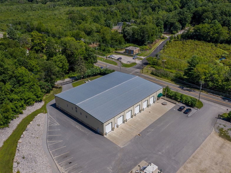 2101 Winsted Rd, Torrington, CT for sale - Primary Photo - Image 1 of 1