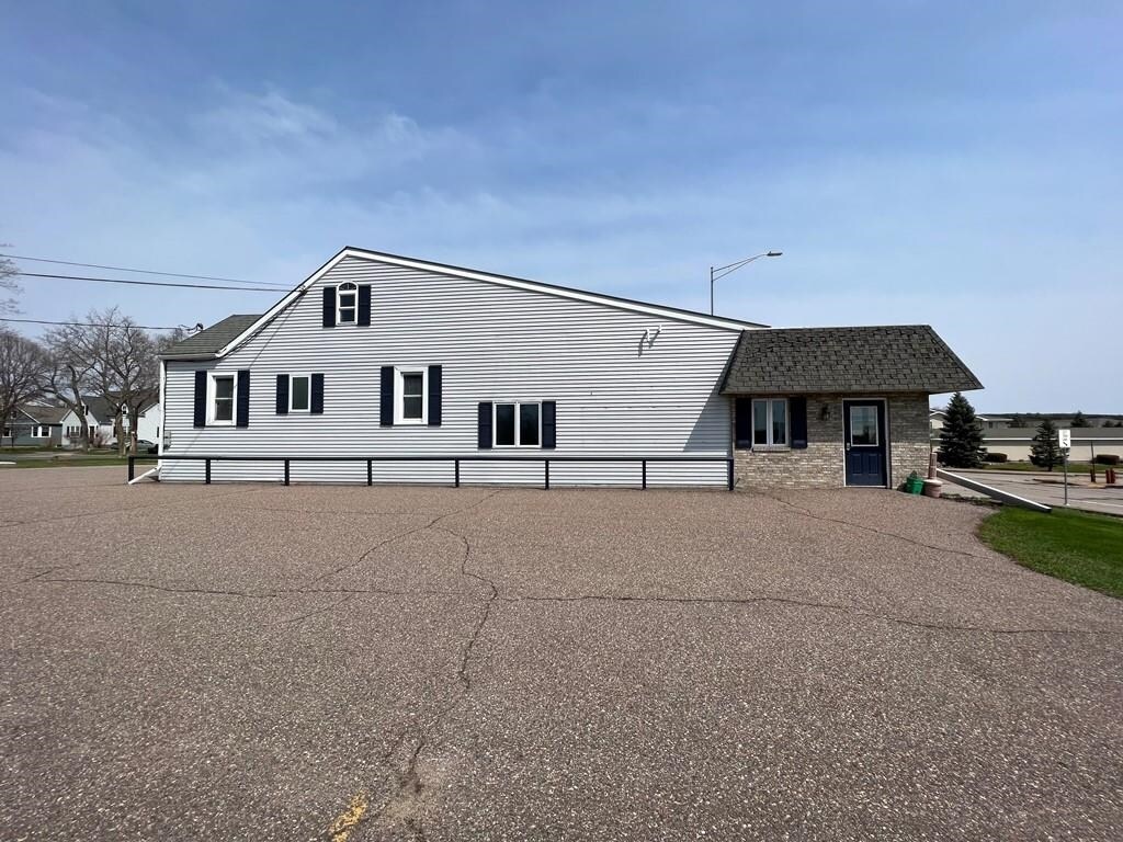 2402 Grand Ave, Wausau, WI 54403 Office/Retail for Lease