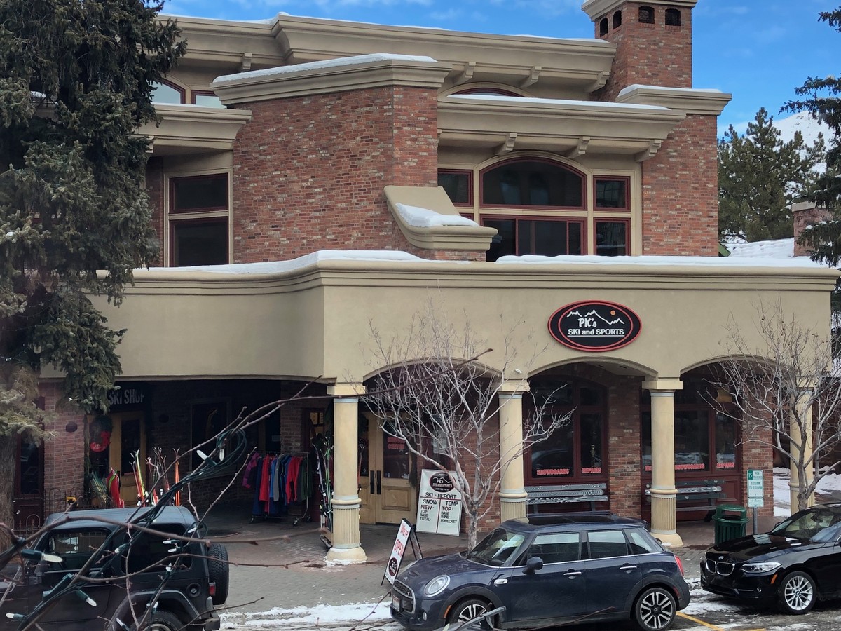 320 N Leadville Ave, Ketchum, ID 83340 | LoopNet