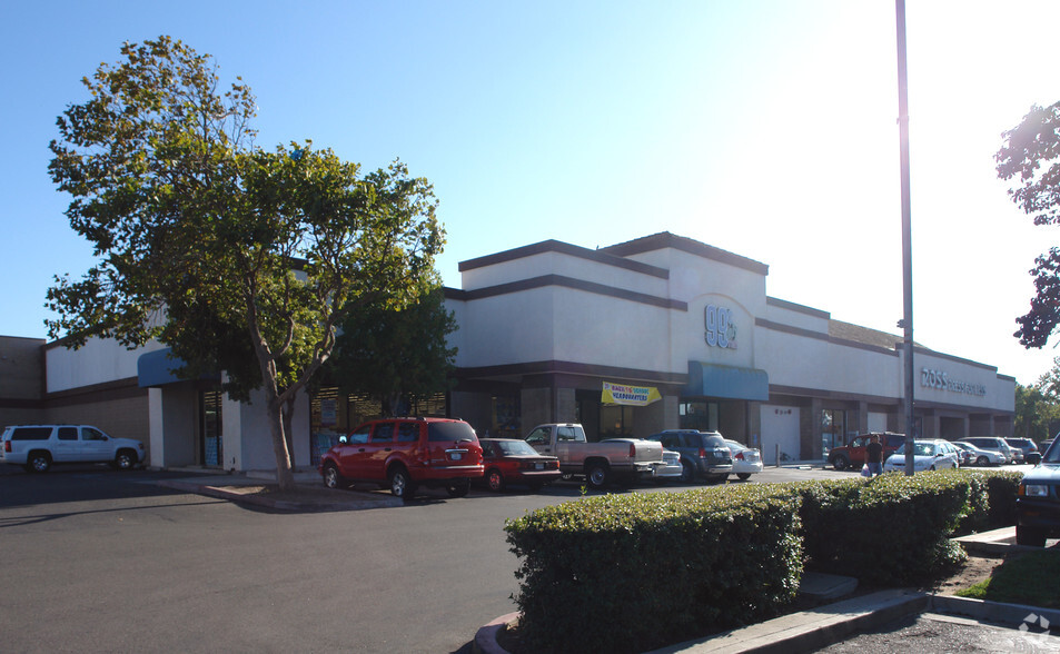 312 E Betteravia Rd, Santa Maria, CA for lease - Building Photo - Image 2 of 3