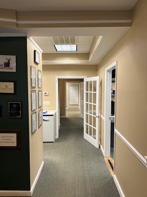 580 State Rt 23, Pompton Plains, NJ for lease Interior Photo- Image 1 of 2