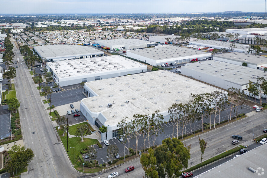 450 W Apra St, Compton, CA for lease - Aerial - Image 1 of 6