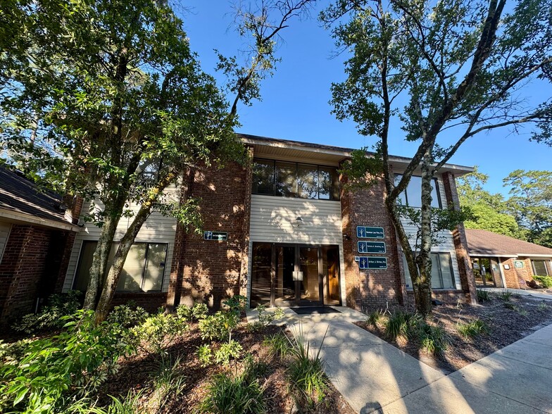 4741 Atlantic Blvd, Jacksonville, FL for lease - Building Photo - Image 1 of 13