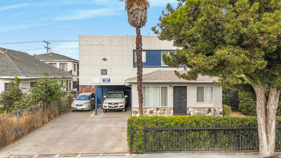 3005 S Normandie Ave, Los Angeles, CA for sale - Building Photo - Image 2 of 10