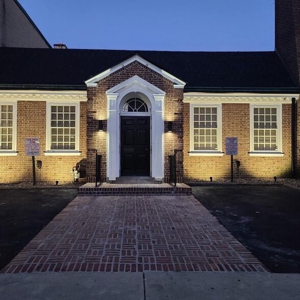 616 Dekalb St, Norristown, PA 19401