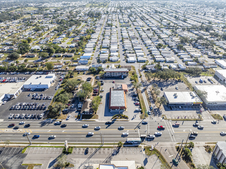 4911 14th St, Bradenton, FL for lease - Building Photo - Image 3 of 11