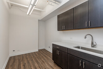 180 N Michigan Ave, Chicago, IL for lease Interior Photo- Image 2 of 4