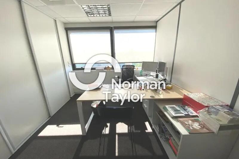 Office in Montpellier for sale - Interior Photo - Image 3 of 8