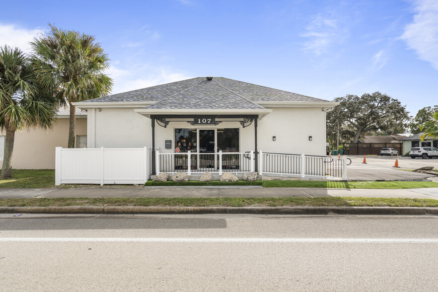 107 E New Haven Ave, Melbourne, FL for lease - Building Photo - Image 1 of 1