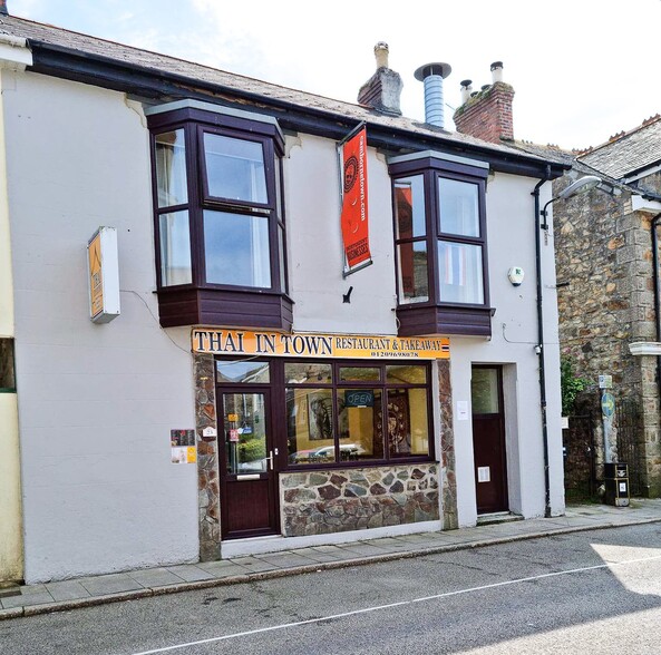 23 Cross St, Camborne for lease - Primary Photo - Image 1 of 5