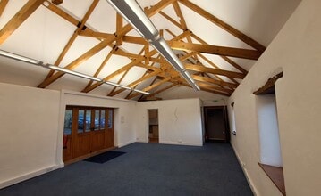 Wiveliscombe, Wiveliscombe for lease Interior Photo- Image 2 of 4
