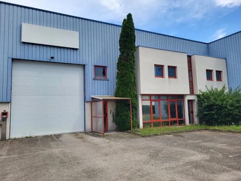 9 Rue Jean Rostand, Genas for lease - Building Photo - Image 1 of 7