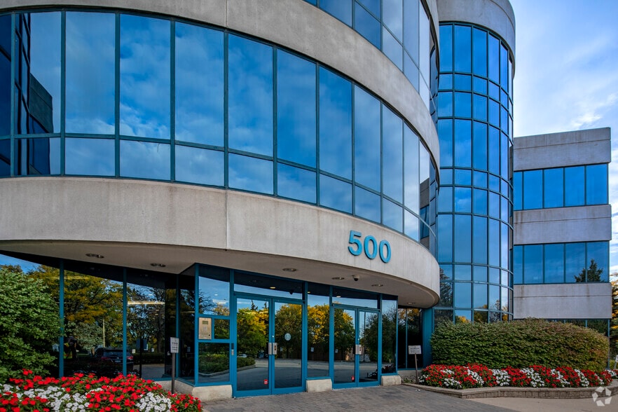 500 Hood Rd, Markham, ON for lease - Building Photo - Image 3 of 5