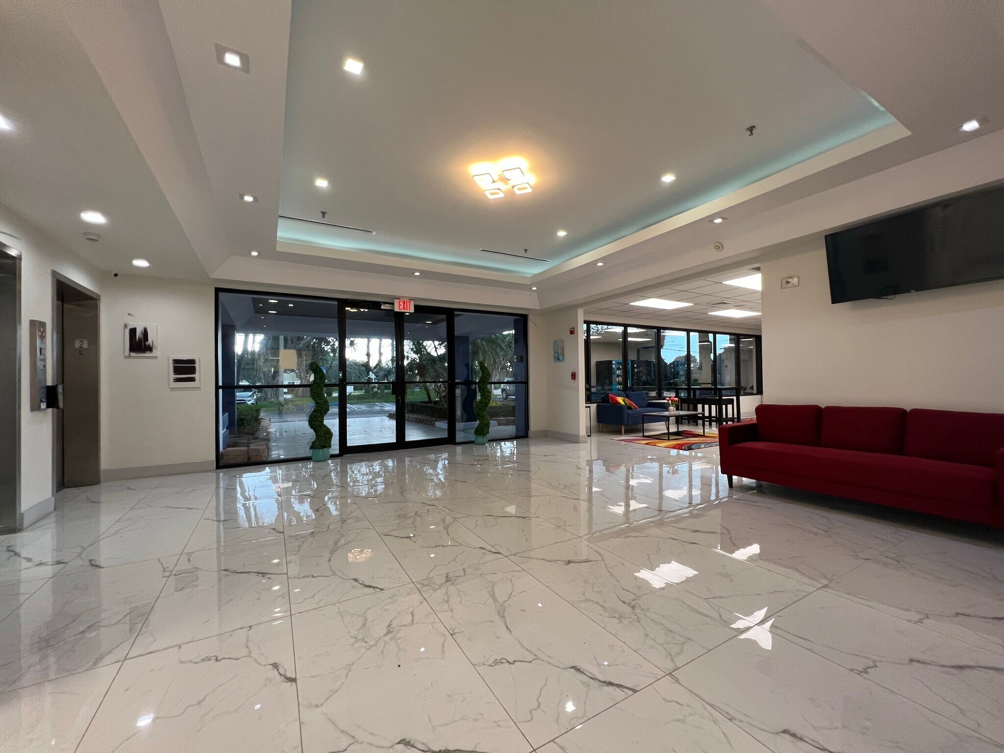 2950 W Cypress Creek Rd, Fort Lauderdale, FL 33309 Office for Sale