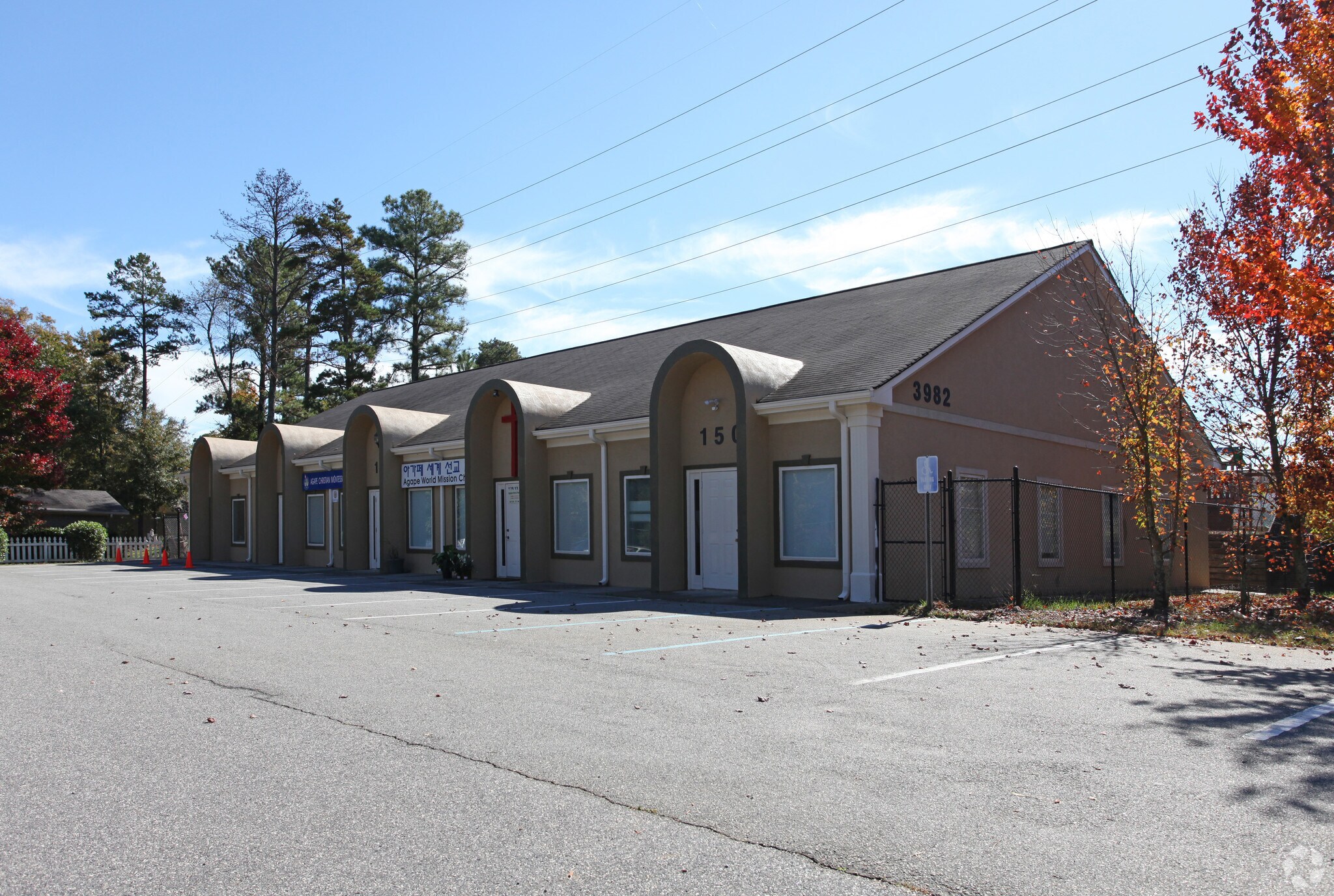 3982 Cherokee Trl, Suwanee, GA for sale Primary Photo- Image 1 of 1