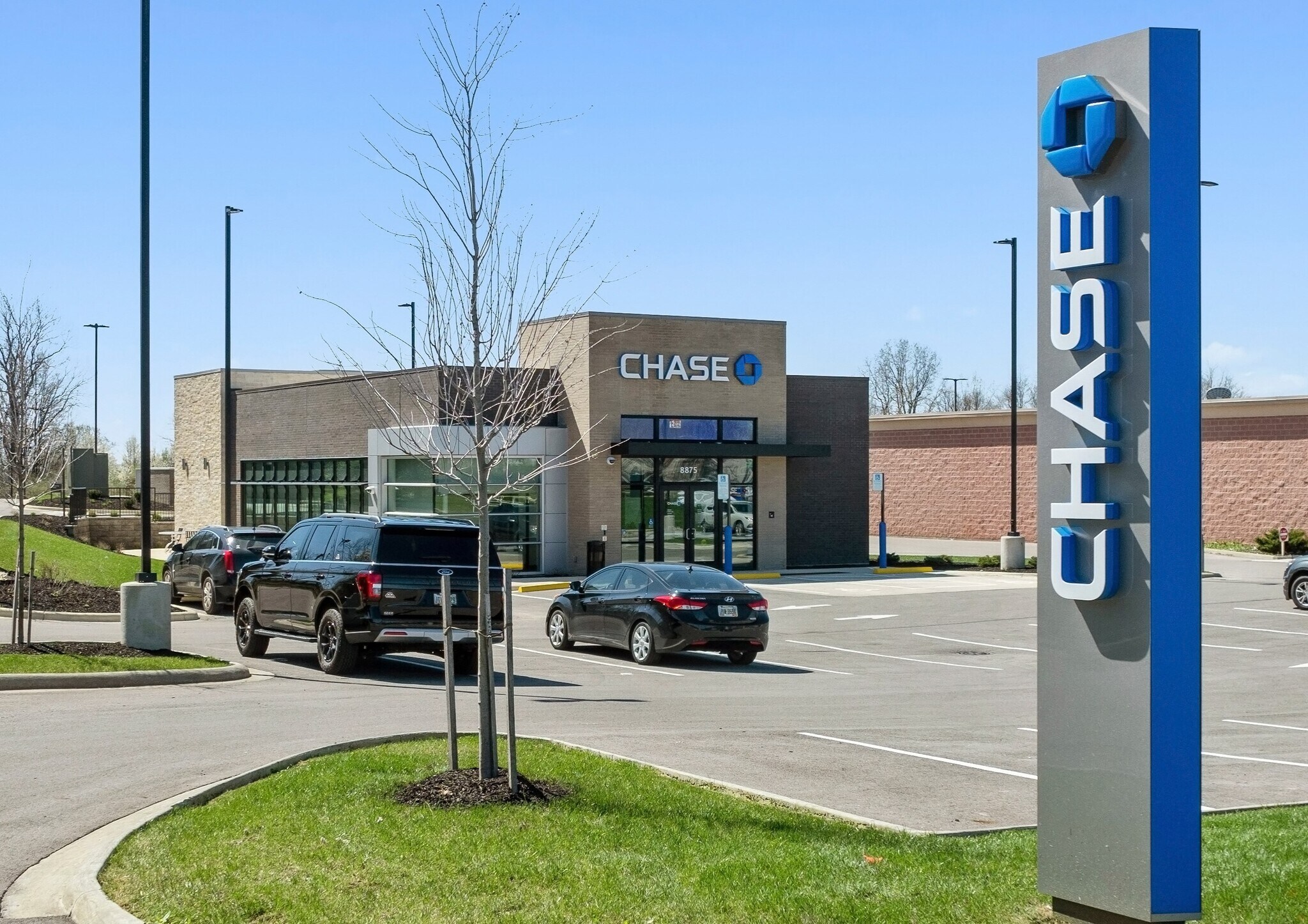 8875 Broad St SW, Pataskala, OH for sale Primary Photo- Image 1 of 1