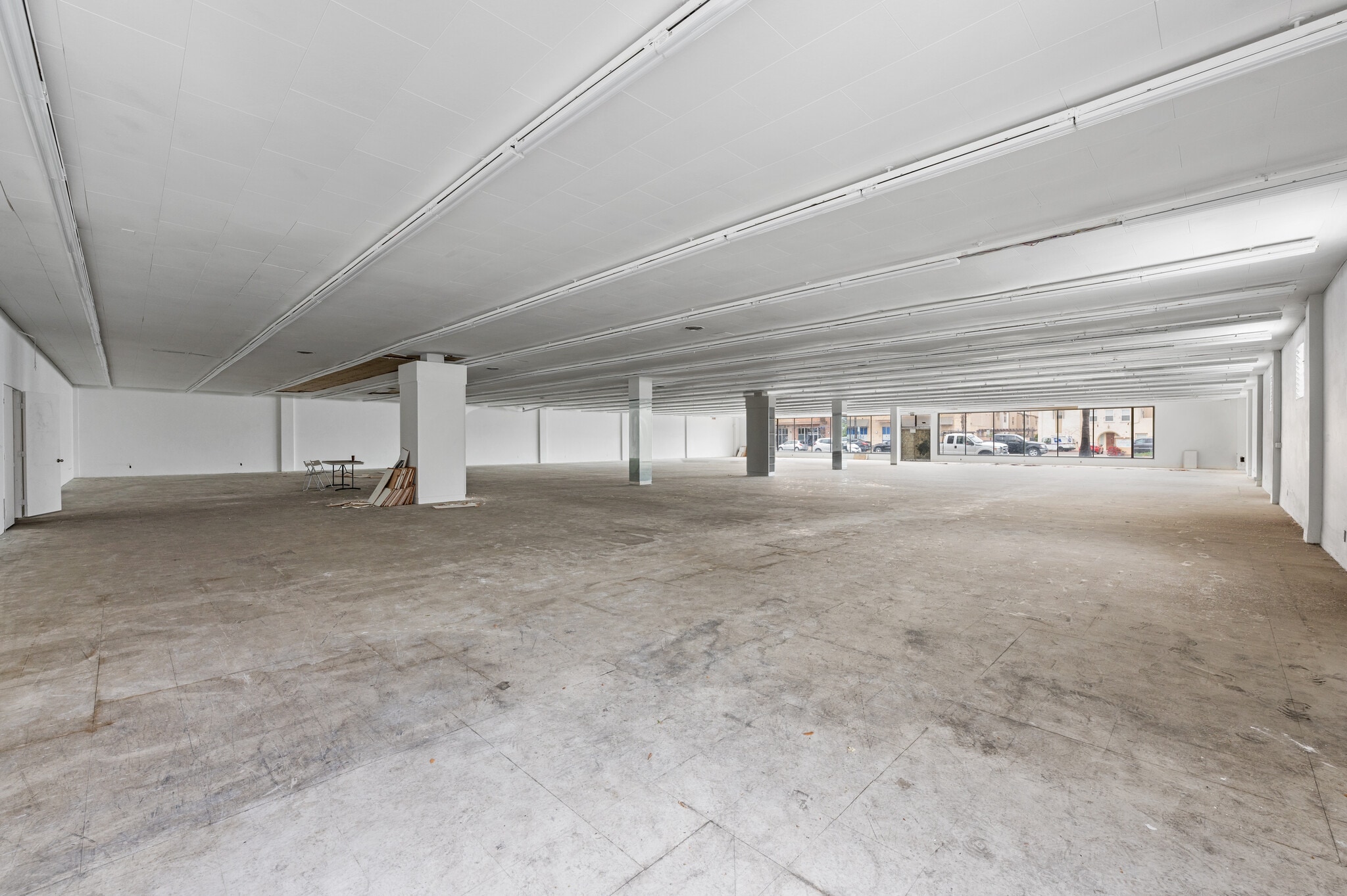 733 Broadway, Chula Vista, CA for sale Interior Photo- Image 1 of 10