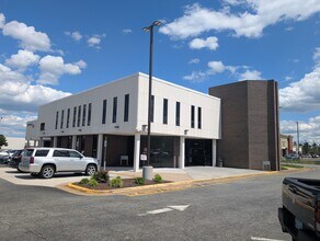 2030 Coliseum Dr, Hampton, VA for lease Building Photo- Image 1 of 4