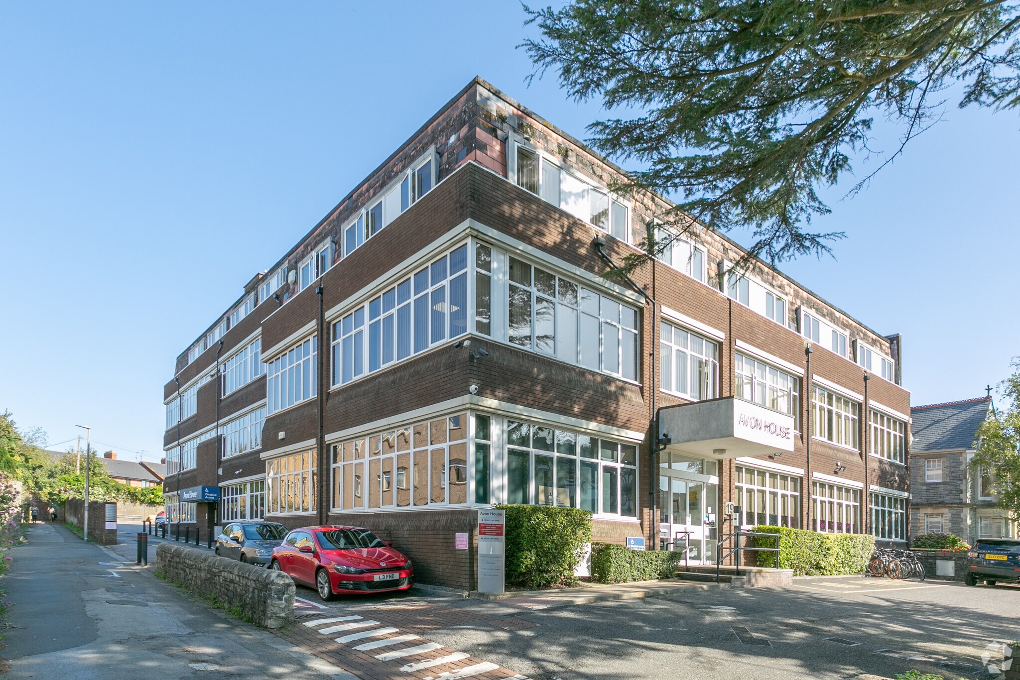 19 Stanwell Rd, Penarth for sale Primary Photo- Image 1 of 1