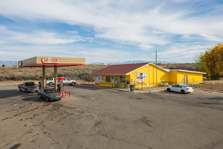 90 El Cerro Mission Rd, Los Lunas, NM 87031
