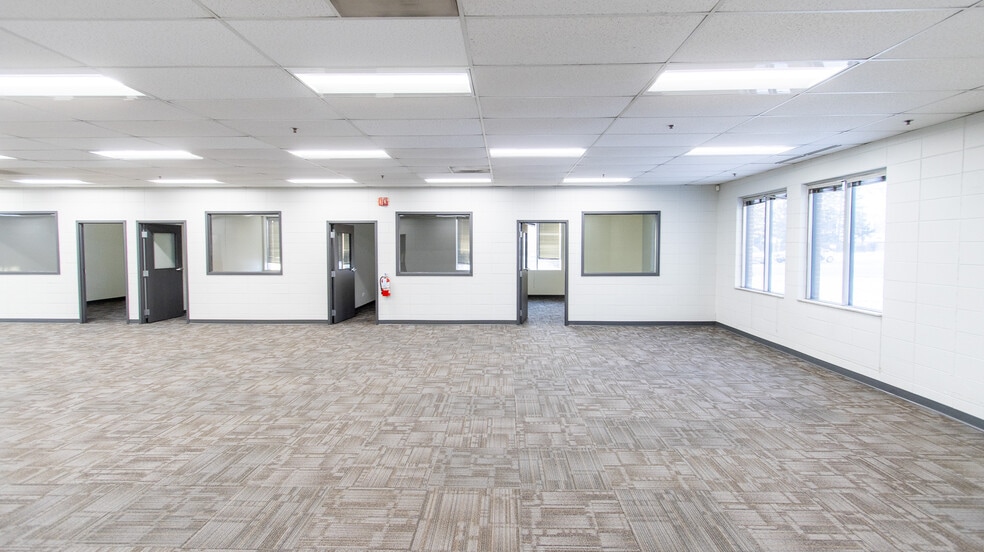 6155 S Harlem Ave, Chicago, IL for lease - Interior Photo - Image 3 of 7