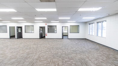 6155 S Harlem Ave, Chicago, IL for sale Interior Photo- Image 1 of 4