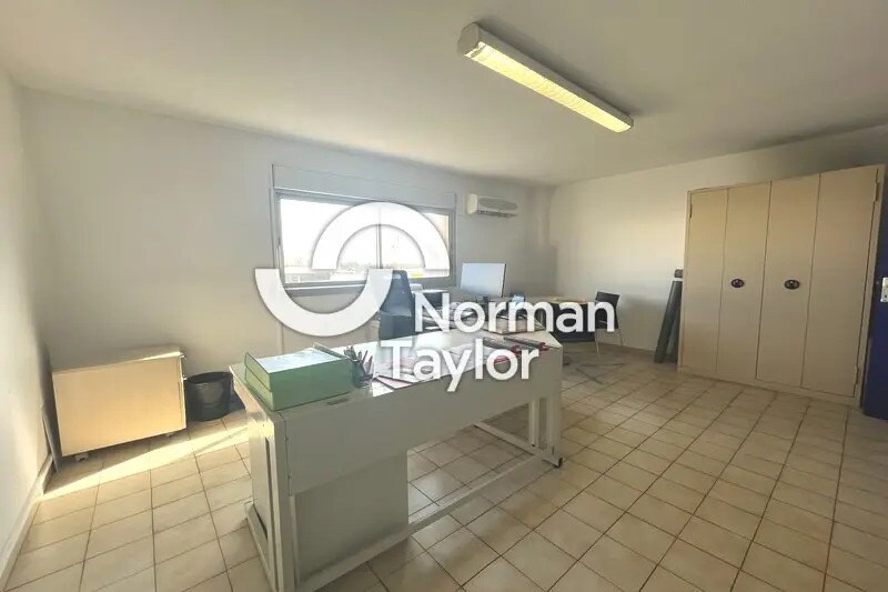 Flex in Villeneuve-lès-Maguelone for lease - Building Photo - Image 2 of 6