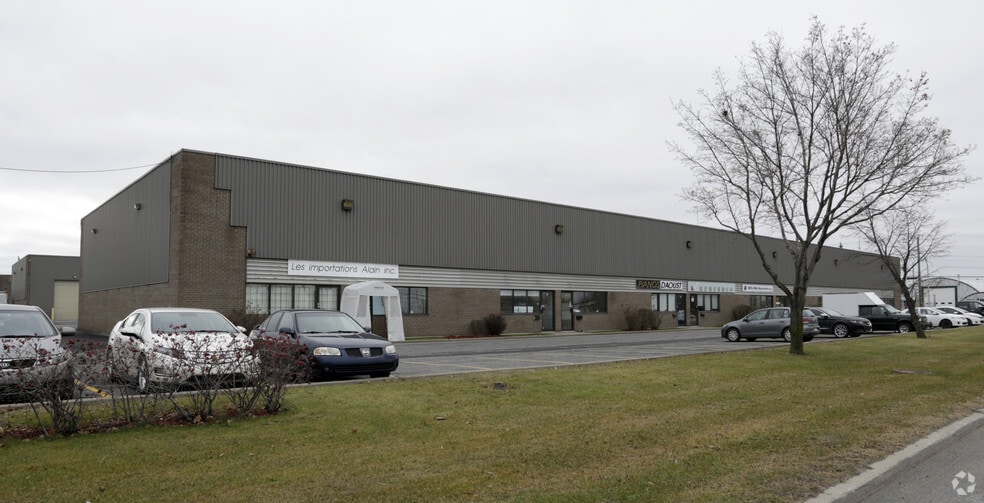 3455 Rue Isabelle, Brossard, QC for lease - Primary Photo - Image 1 of 2