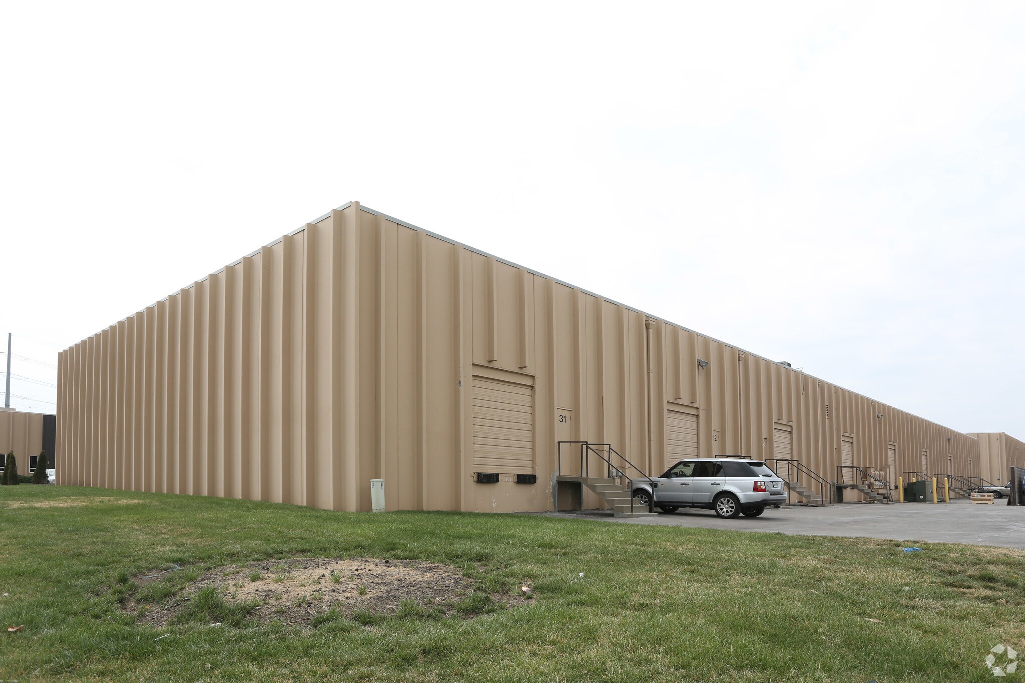 9900 Pflumm Rd, Lenexa, KS 66215 Lenexa Business Center 3