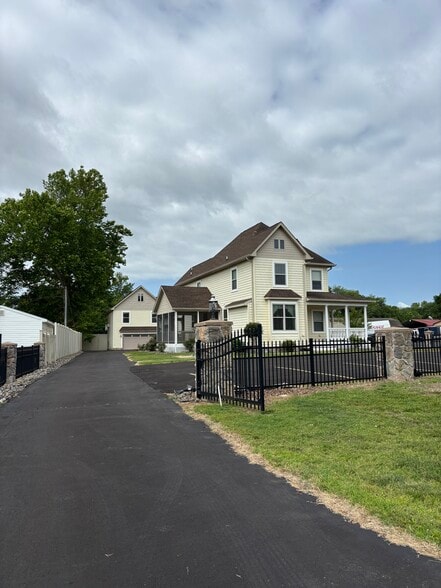 28795 Old Village rd, Mechanicsville, MD for lease - Building Photo - Image 2 of 45