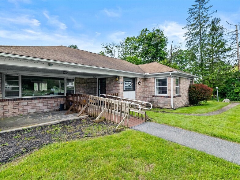 1830 Route 209, Brodheadsville, PA for sale - Building Photo - Image 3 of 50