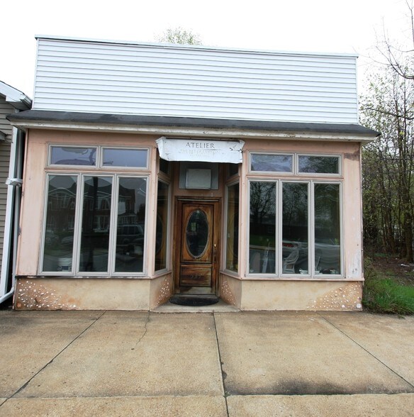 539 Lake Ave, Saint James, NY for sale - Building Photo - Image 1 of 1