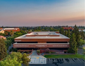 6051 N Fresno St, Fresno, CA - AERIAL  map view