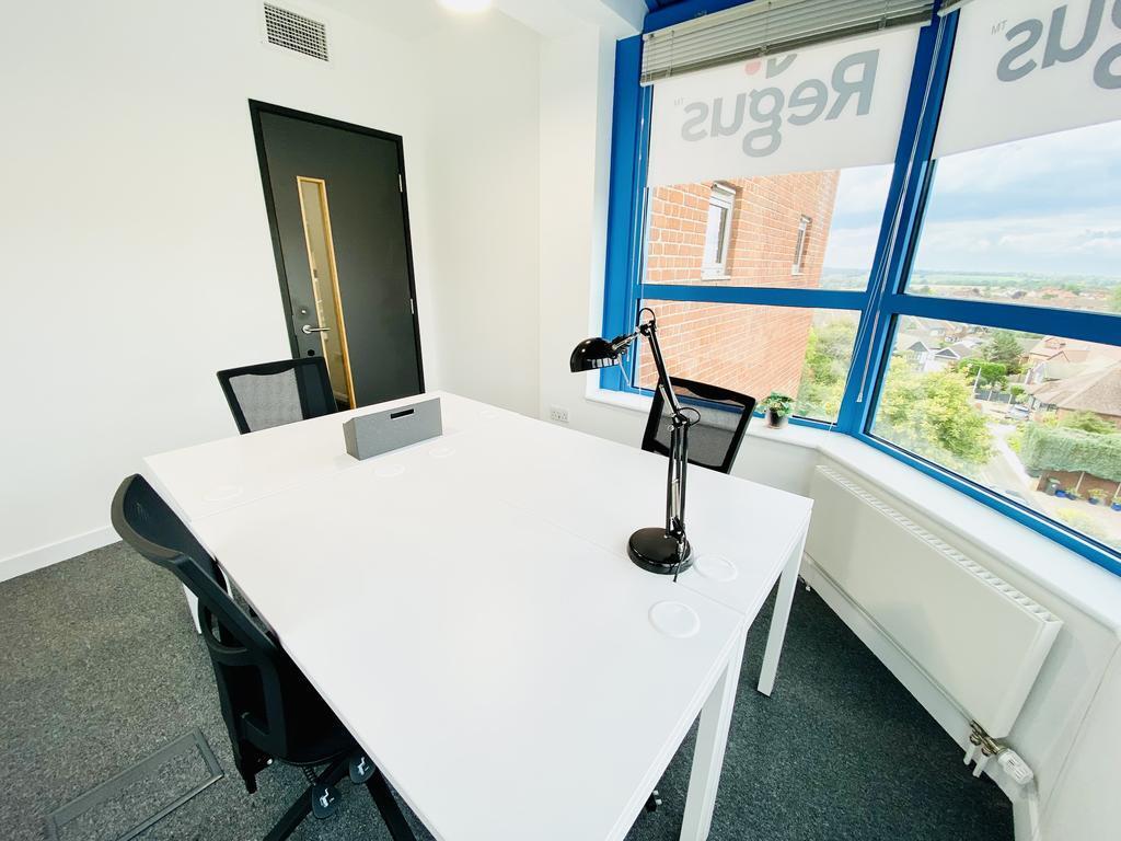 323 High St, Epping for sale Interior Photo- Image 1 of 1